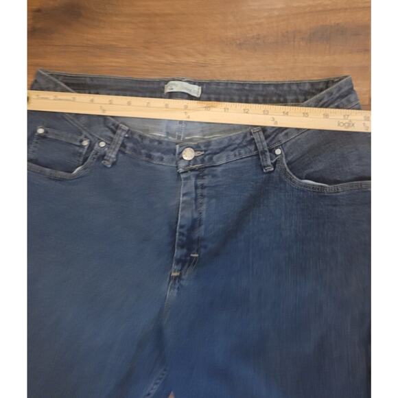 Riders by‎ Lee Straight Women's size 18W Long Wash Blue Denim Jeans 36x30 - Picture 5 of 11